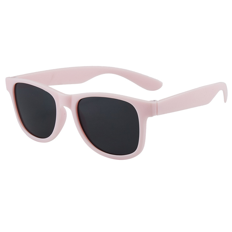Single Color Matte Sunglasses - Image 5
