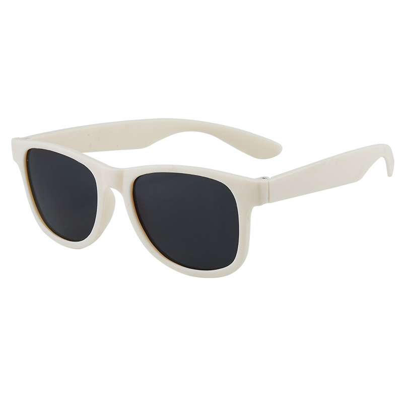 Single Color Matte Sunglasses - Image 6